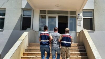 Tunceli’de kasten öldürme suçundan aranan şahıs jandarma ekiplerince yakalandı. Şahıs,