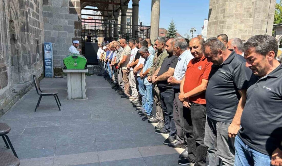Erzurum’un Yakutiye ilçesinde bulunan Murat Paşa hamamı işletmecisi Ahmet Uçar