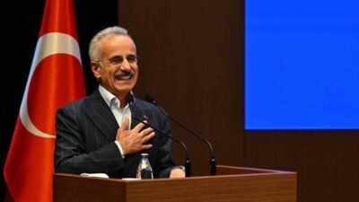 Ulaştırma ve Altyapı Bakanı Abdülkadir Uraloğlu, “Siz Esenboğa’yı metroyla buluşturamadınız