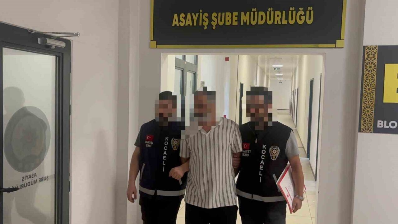 Kocaeli’nin Kartepe ilçesinde tartıştığı üvey oğlunu bıçaklayarak ağır yaralayan şahıs