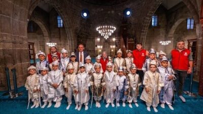 Erzurum Vakıflar Bölge Müdürlüğü, 2. Bayezid Vakfı’nın organizasyonuyla toplu sünnet