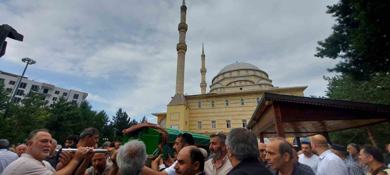 Atatürk Üniversitesi hocalarından Prof. Dr. Ahmet Berhan Yılmaz’ın uzun zamandır