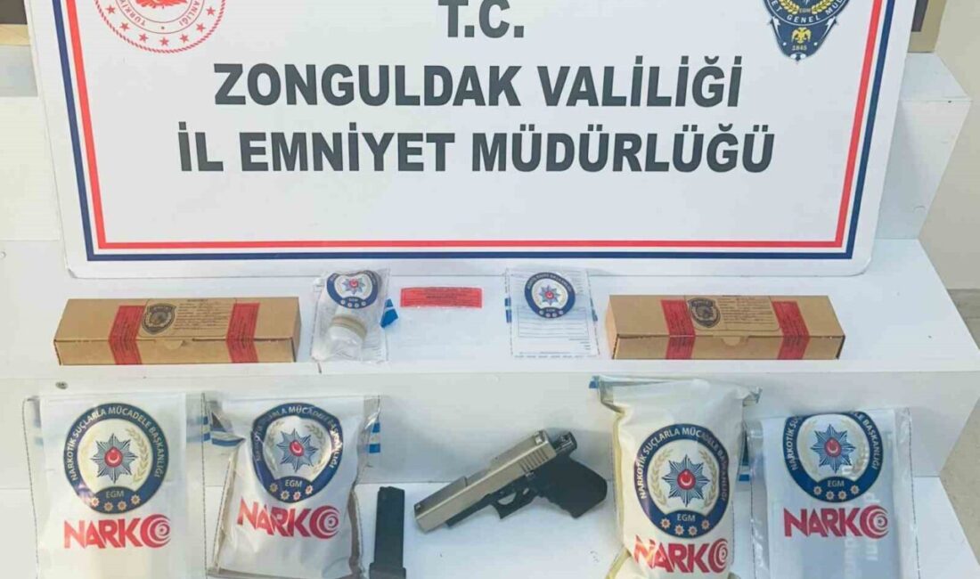 Zonguldak’ta narkotik operasyonunda 1 şüpheli tutuklandı Zonguldak’ta gerçekleştirilen uyuşturucu operasyonunda gözaltına alınan 4 şüpheliden 1’i tutuklandı.