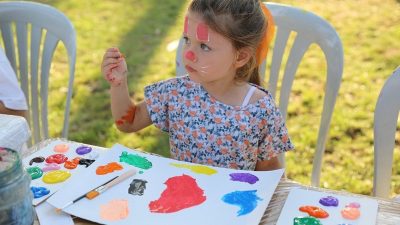 Trabzon’da Akçaabat Belediyesi’nin ev sahipliğinde düzenlenen 12. Uluslararası Akçaabat Resim