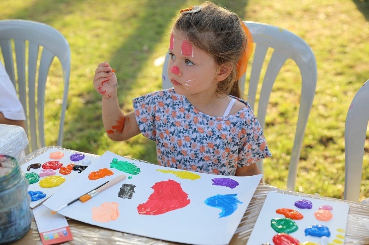 Trabzon’da Akçaabat Belediyesi’nin ev sahipliğinde düzenlenen 12. Uluslararası Akçaabat Resim