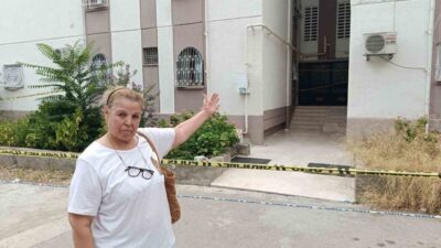 Adana’da sabah saatlerinde 3 katlı apartmanın merdiveninin çökmesi sonucu mahsur