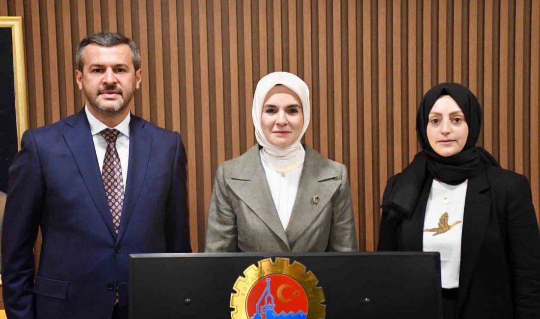 Aile ve Sosyal Hizmetler Bakanı Mahinur Özdemir Göktaş, Karabük Belediye