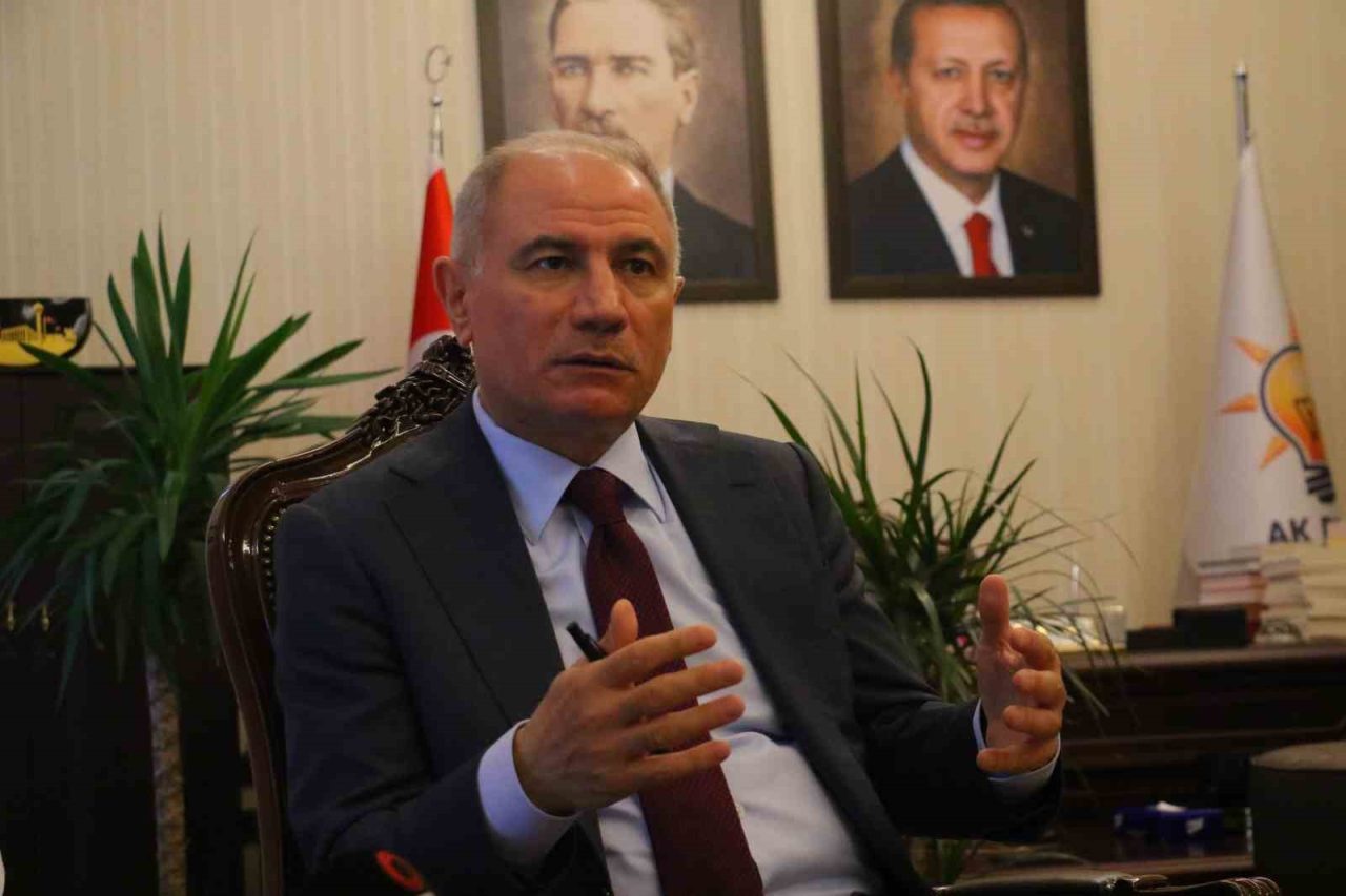 AK Parti Genel Başkan Vekili Efkan Âlâ, “Türkiye’yi prangalarından kurtarmak