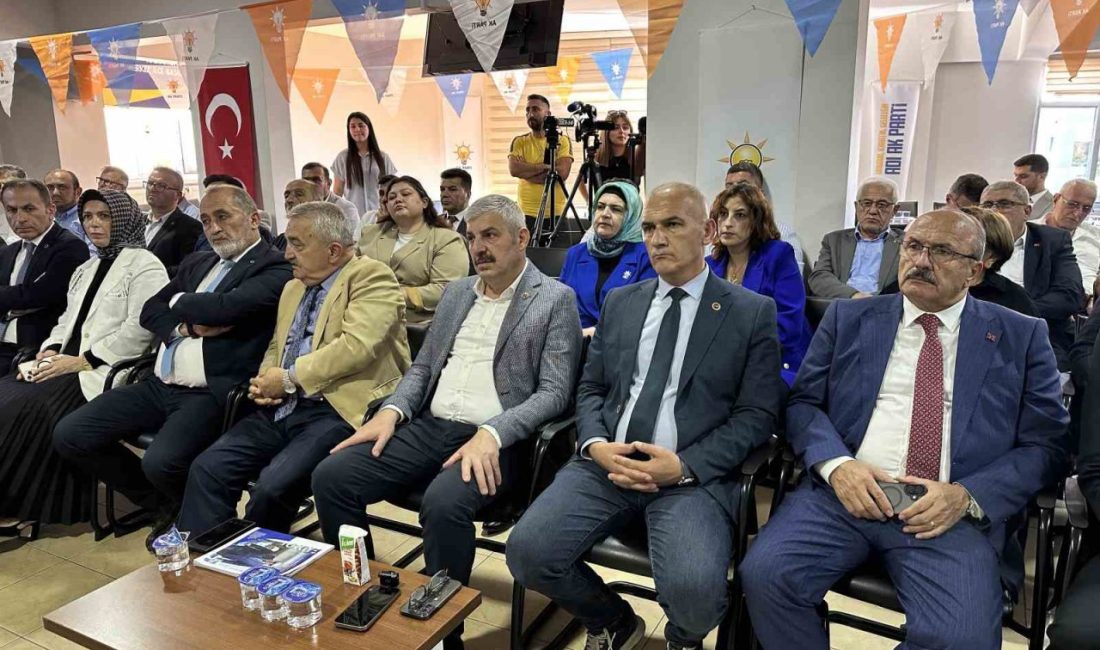 AK Parti Genel Başkan Yardımcısı ve Yerel Yönetimler Başkanı Mustafa