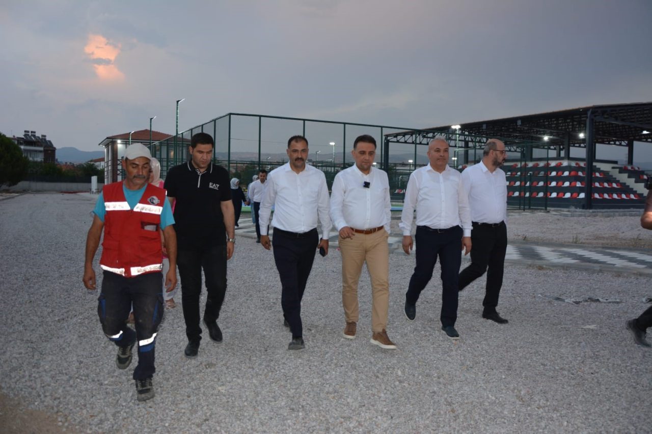 AK Parti Manisa Milletvekili Murat Baybatur bir dizi ziyaret ve