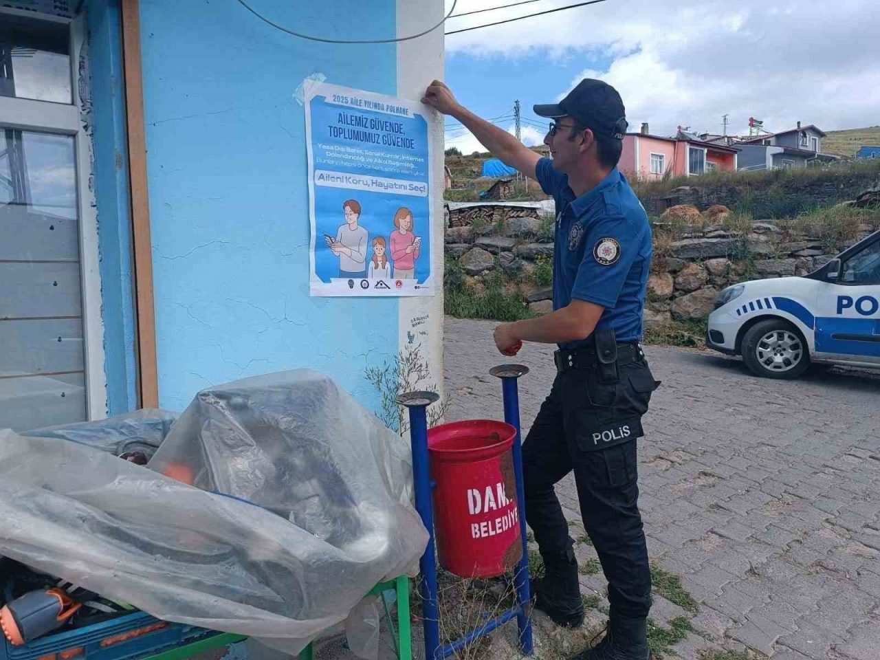 Ardahan merkez ve 5 ilçede polis ekipleri tarafından vatandaşların yoğun
