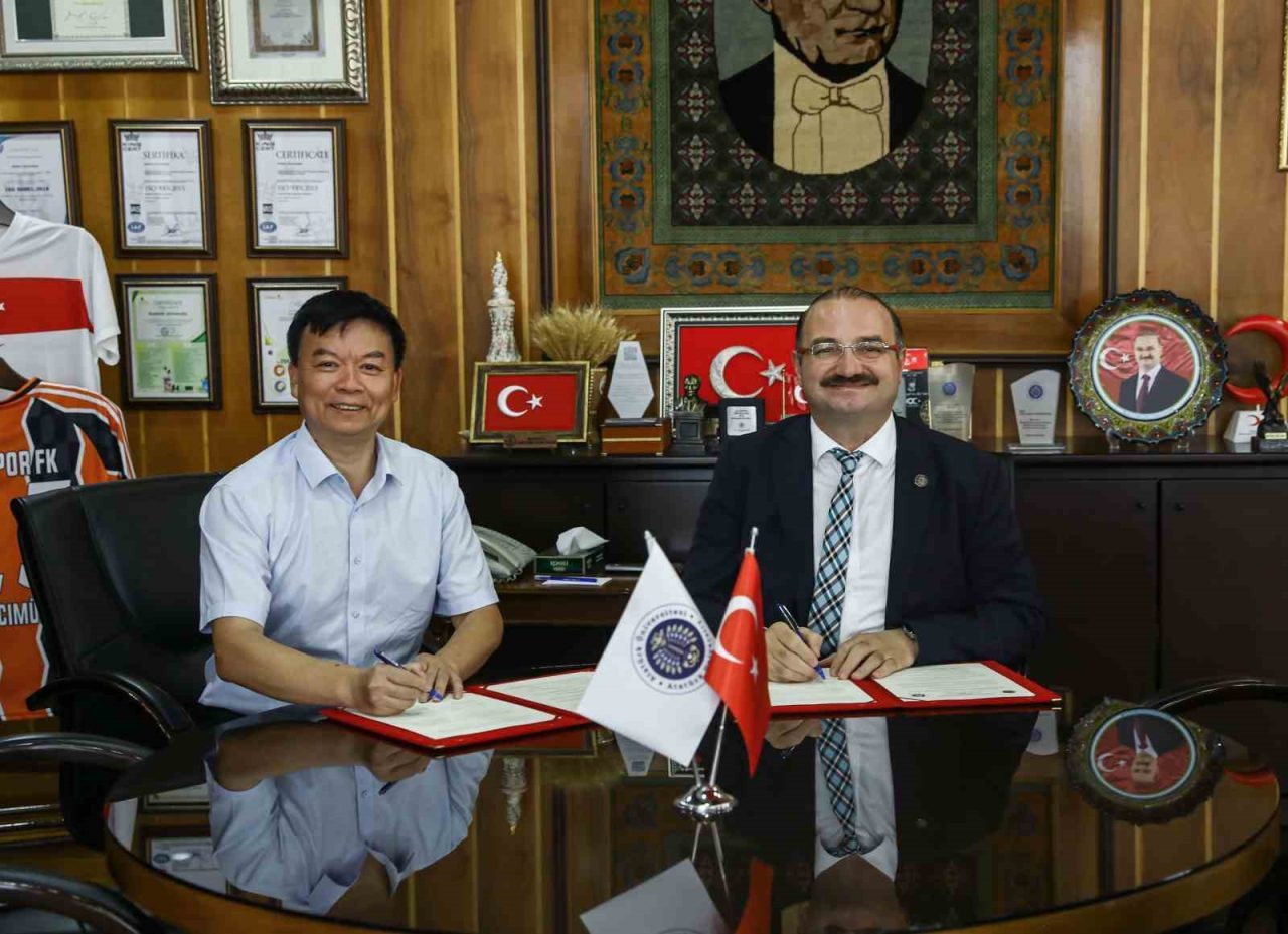 Atatürk Üniversitesi, uluslararası akademik iş birliklerini güçlendirme yolunda önemli bir