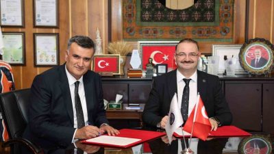 Orta Doğu Teknik Üniversitesi (ODTÜ) Rektörü Prof. Dr. Ahmet Yozgatlıgil,