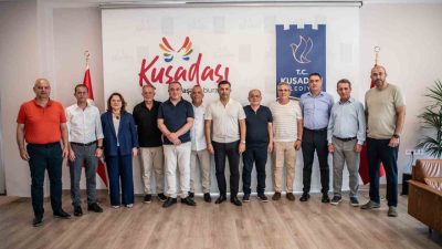 Aydın Büyükşehir Belediye Başkanı Özlem Çerçioğlu’nun CHP’den istifa edip Söke,