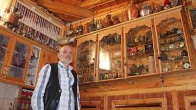 Uzun yıllar Bursa’da yaşayan daha sonra memleketi Bayburt’a dönüş yapan