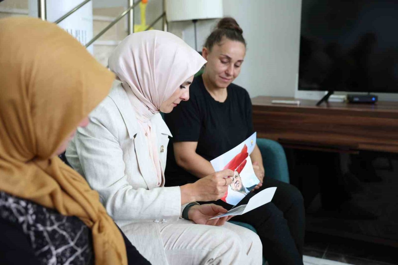 Aile ve Sosyal Hizmetler Bakanı Mahinur Özdemir Göktaş, Cumhurbaşkanı Recep
