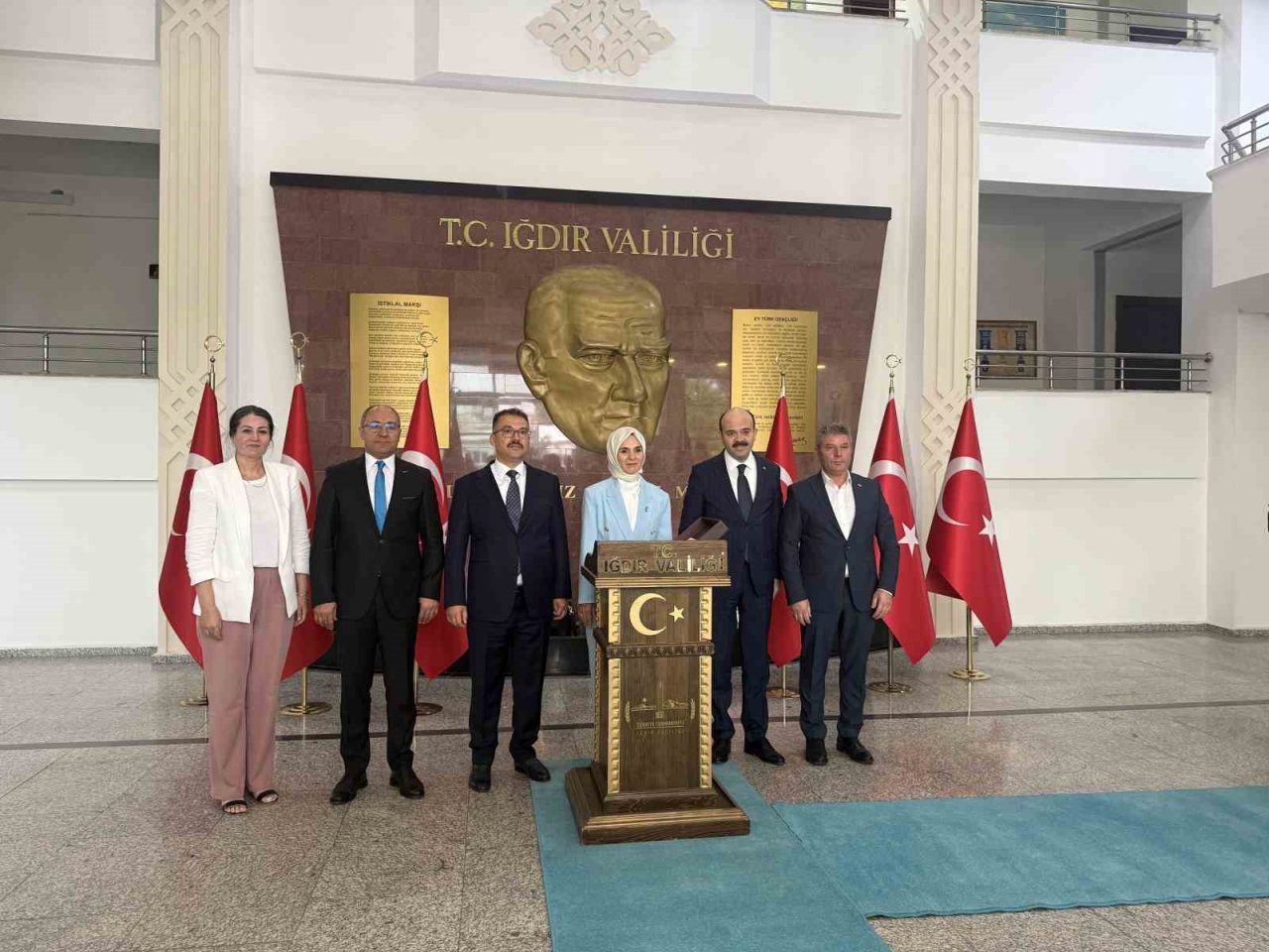 Aile ve Sosyal Hizmetler Bakanı Mahinur Özdemir Göktaş, bir dizi