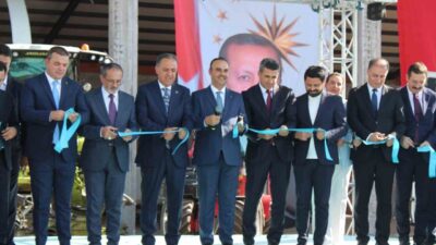 Sanayi ve Teknoloji Bakanı Mehmet Fatih Kacır, Cumhurbaşkanı Recep Tayyip