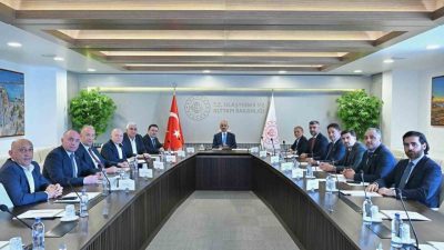 Erzurum heyeti şehrin ulaştırma ve altyapı yatırımlarını istişare etmek üzere