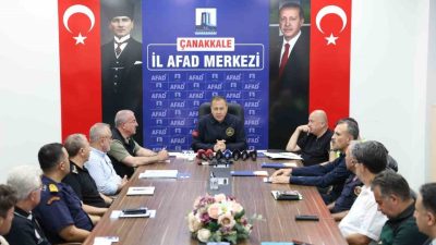 Çanakkale’nin Kepez beldesinde tarım arazisinde çıkarak ormanlık alana sıçrayan yangın