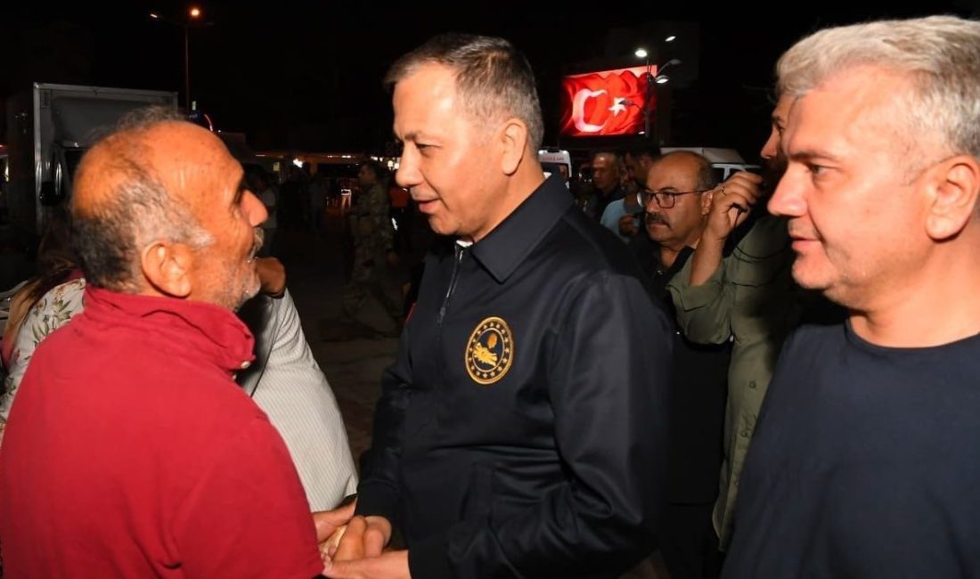 İçişleri Bakanı Ali Yerlikaya, “Balıkesir’in Sındırgı ilçesinde meydana gelen deprem