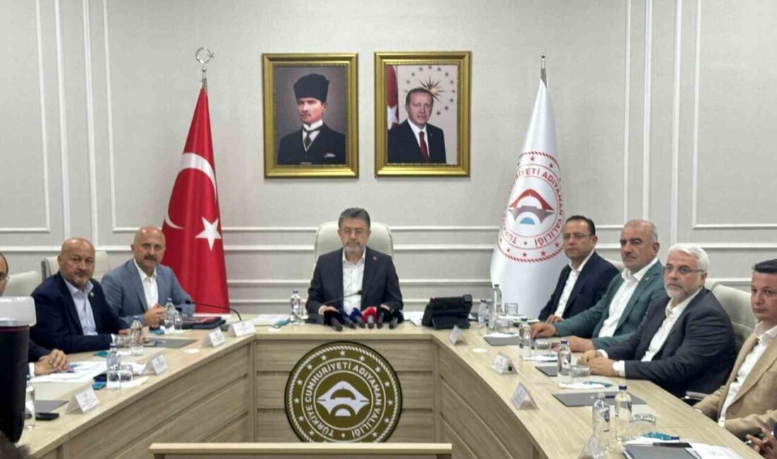 Tarım ve Orman Bakanı İbrahim Yumaklı, Adıyaman’da düzenlenen Sektör Toplantısı’nda