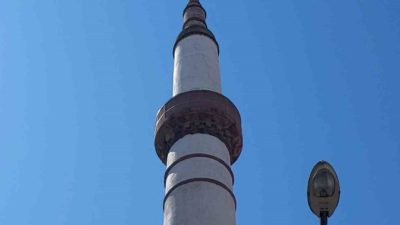 Balıkesir çarşı merkezde bulunan ve yaklaşık 250 yıllık olan tarihi