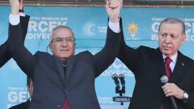 DENİZLİ (İHA) – AK Parti’nin 24’üncü kuruluş yıl dönümünü kutlayan