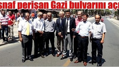 DENİZLİ (İHA) – Denizli’nin önemli ticaret merkezlerinde trafik kısıtlamalarına giderek