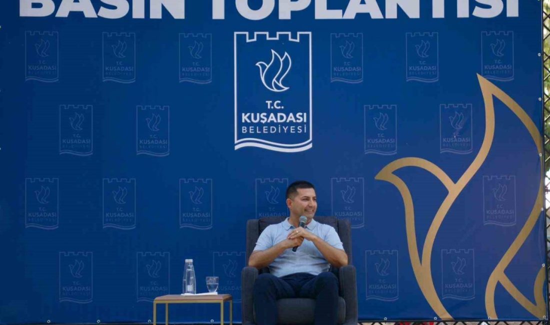 Kuşadası Belediye Başkanı Ömer Günel, düzenlediği basın toplantısında Cumhuriyet Halk