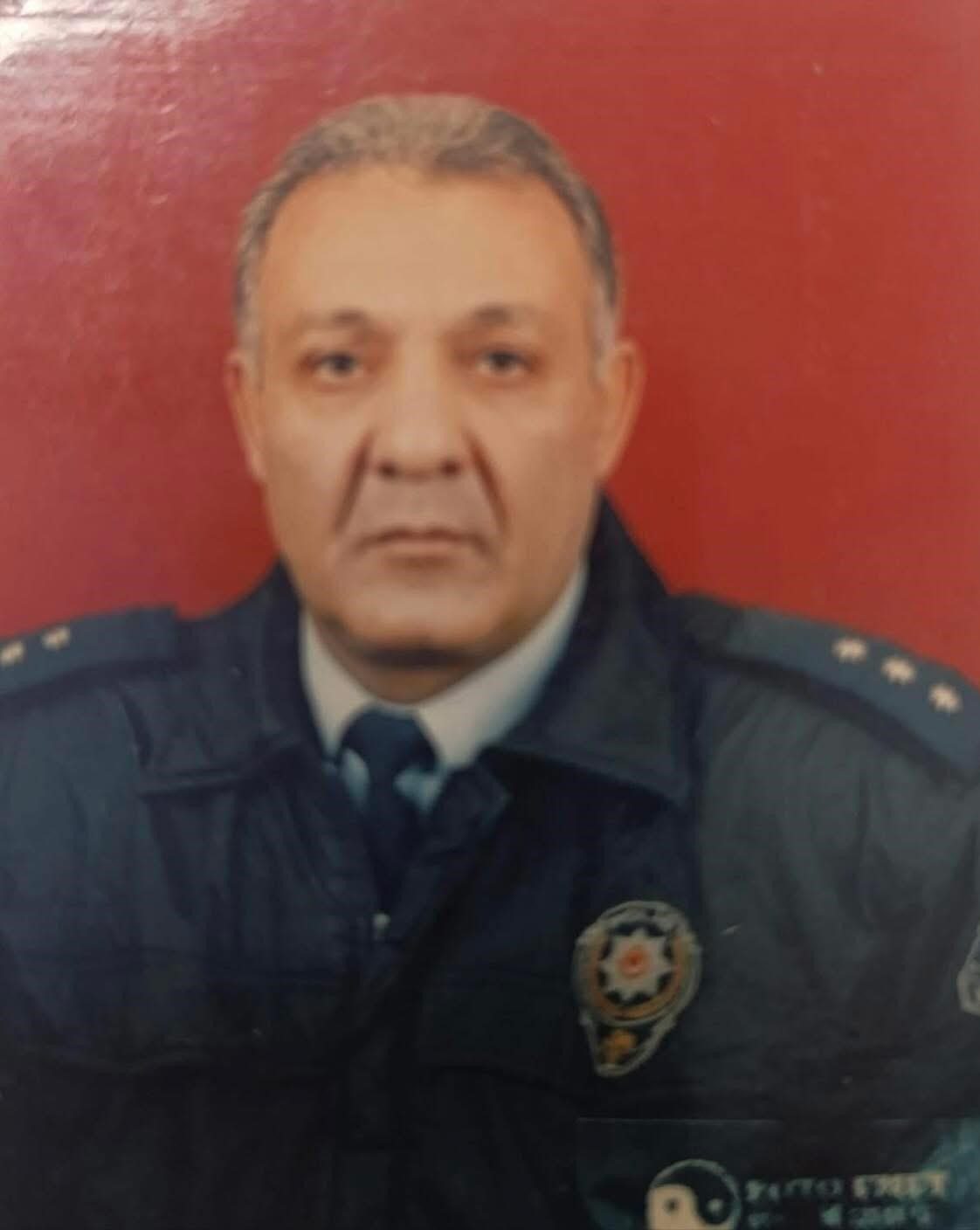Körfez’in eski karakol amirlerinden Başkomiser Hamdi Tokmak, tedavi gördüğü hastanede