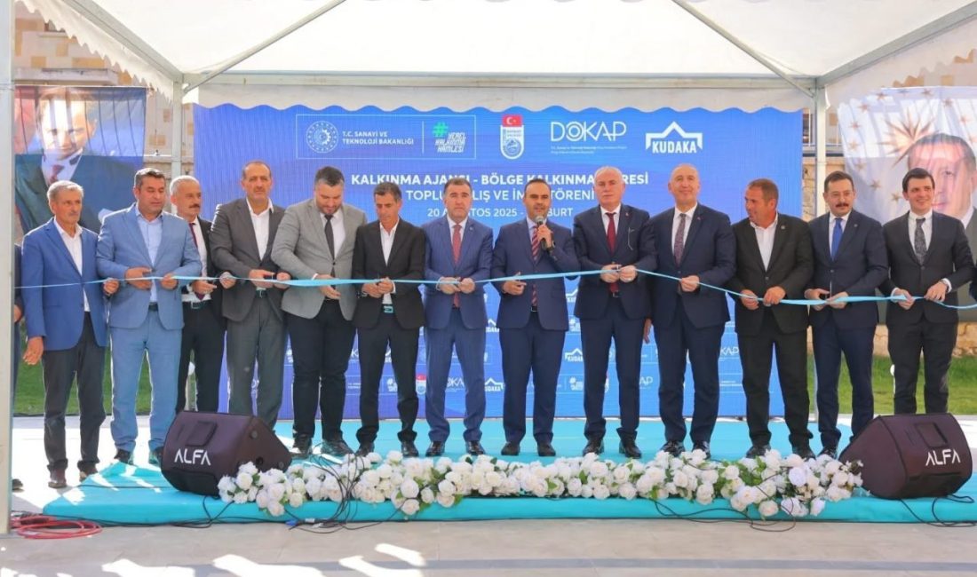 Sanayi ve Teknoloji Bakanı Mehmet Fatih Kacır’ın katılımıyla Arasta Bayburt