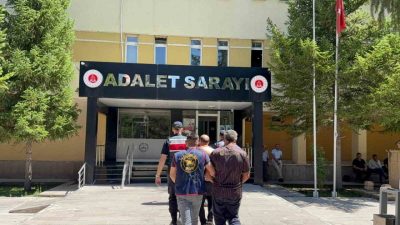 Bayburt’ta saman balyası hırsızlığı yapan 3 şüpheli, jandarma ekiplerinin başarılı