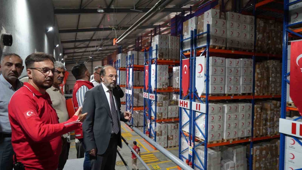 Erzurum Bölge Afet ve Lojistik Merkezi’nde Gazze ve Filistin’e gönderilmek