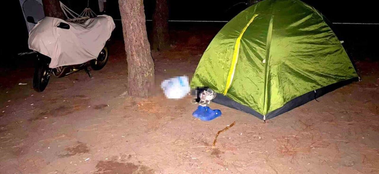 Trabzon’un Beşikdüzü ilçesinde önceki gece boşanma aşamasındaki eşi Sinem Topaloğlu’nu