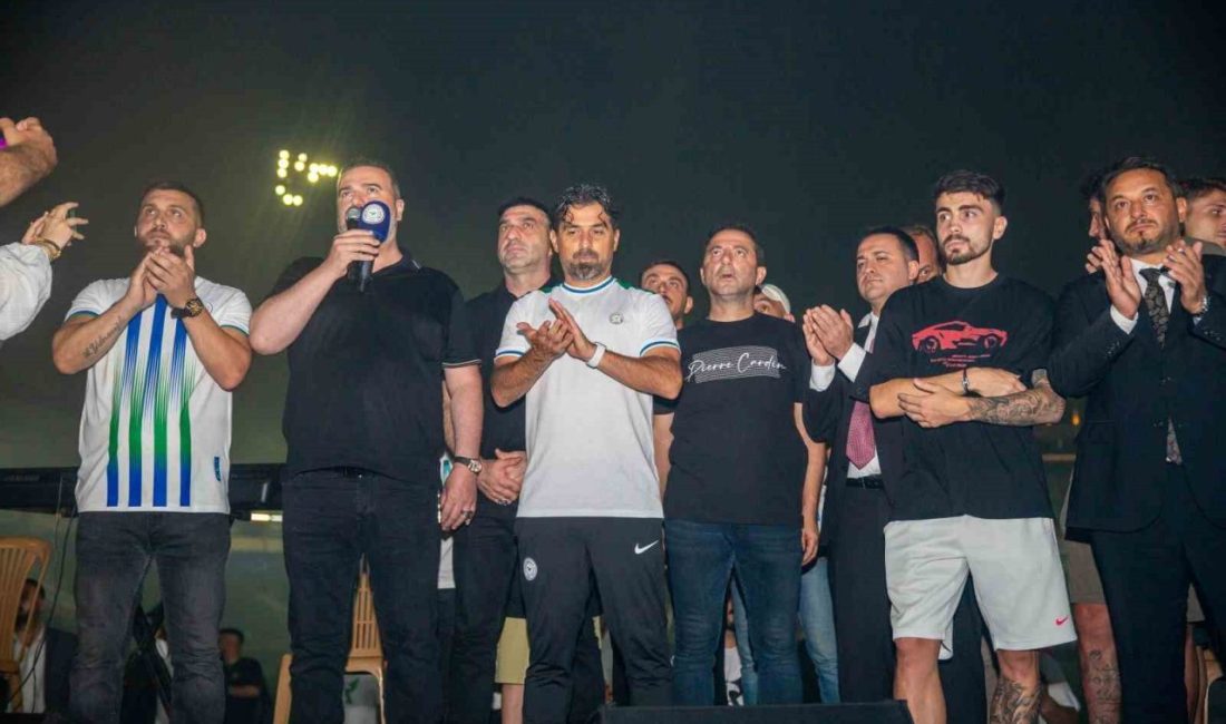 Çaykur Rizespor 2025-2026 sezonu için statta açılış programı düzenledi. Kulüp