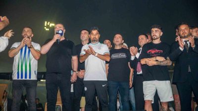 Çaykur Rizespor 2025-2026 sezonu için statta açılış programı düzenledi. Kulüp