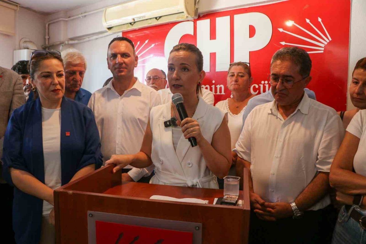 Cumhuriyet Halk Partisi (CHP) Bandırma İlçe Başkanlığı’nda kongre öncesi hareketlilik