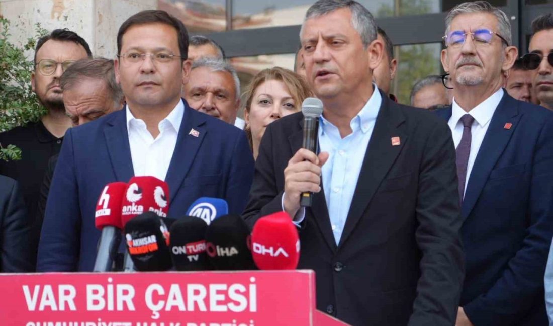 Balıkesir’in Sındırgı ilçesinde meydana gelen 6.1 büyüklüğündeki depremin ardından Cumhuriyet
