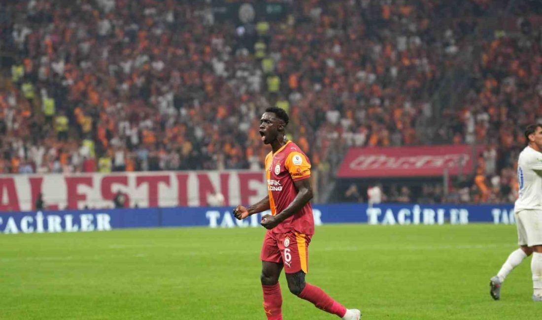 Galatasaray’ın Kolombiyalı futbolcusu Davinson Sanchez, Çaykur Rizespor karşısında bu sezonki
