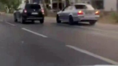 Sakarya’nın Adapazarı ilçesinde düğün konvoyunda makas atan sürücüye ceza yağdı.