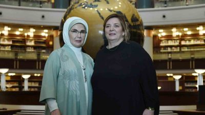 Cumhurbaşkanı Recep Tayyip Erdoğan’ın eşi Emine Erdoğan, Türkiye’ye resmi ziyaret