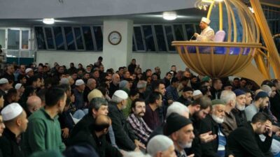 Diyanet İşleri Başkanlığının duyurusunun ardından Türkiye genelindeki 90 bin camide