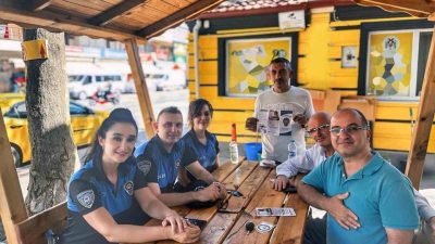Erzincan’da polis ekipleri çeşitli ziyaretler gerçekleştirerek vatandaşları bilgilendirdi. Erzincan İl