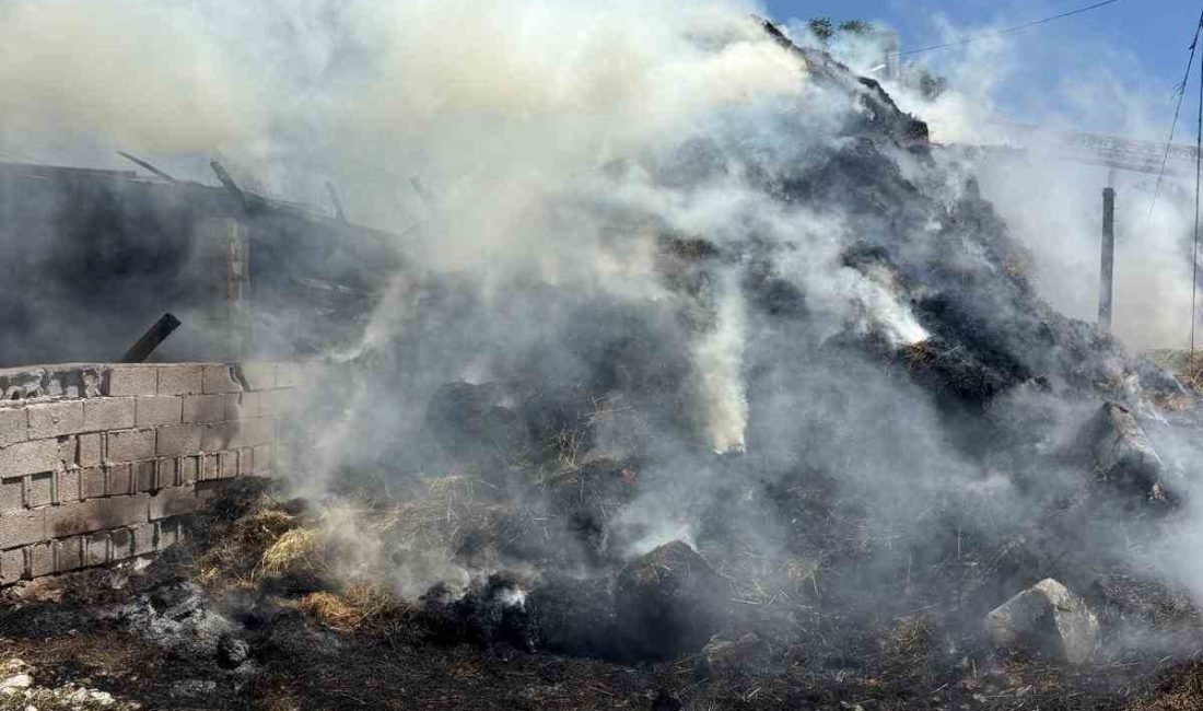 Erzincan’da samanlık ve ahır yandı. Yangın itfaiyenin müdahalesiyle söndürüldü. Erzincan’ın