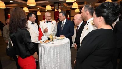 30 Ağustos Zafer Bayramı dolayısıyla Erzurum’da kabul töreni düzenlendi. Palandöken