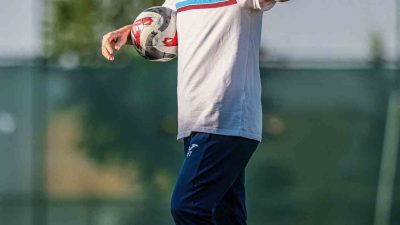 Trabzonspor Teknik Direktörü Fatih Tekke, bordo-mavili takımın başında yakaladığı performansla