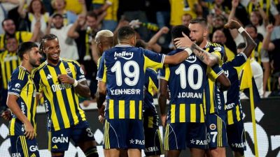 Fenerbahçe, Trendyol Süper Lig’in 2025-2026 sezonunda ilk galibiyetini Kocaelispor karşısında