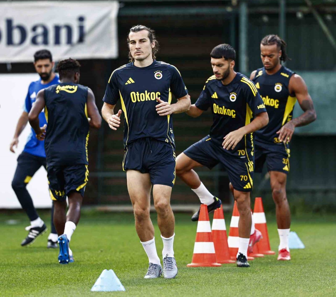 Fenerbahçe, 27 Ağustos Çarşamba günü Portekiz temsilcisi Benfica’yla deplasmanda oynayacağı