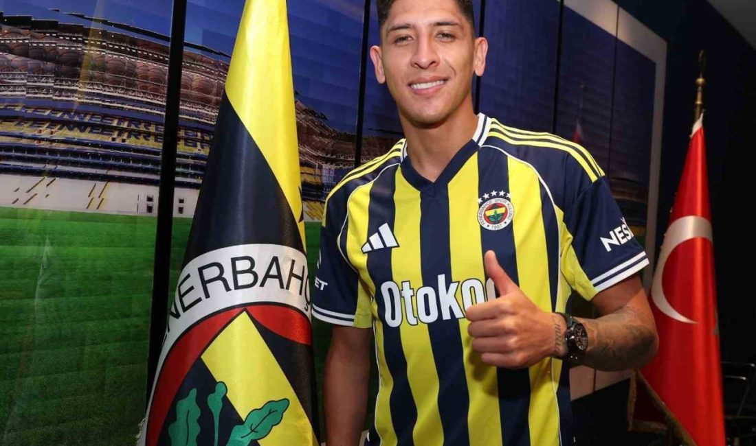 Fenerbahçe’nin kiralık olarak kadrosuna kattığı Edson Alvarez, sarı-lacivertli kulübün tarihindeki